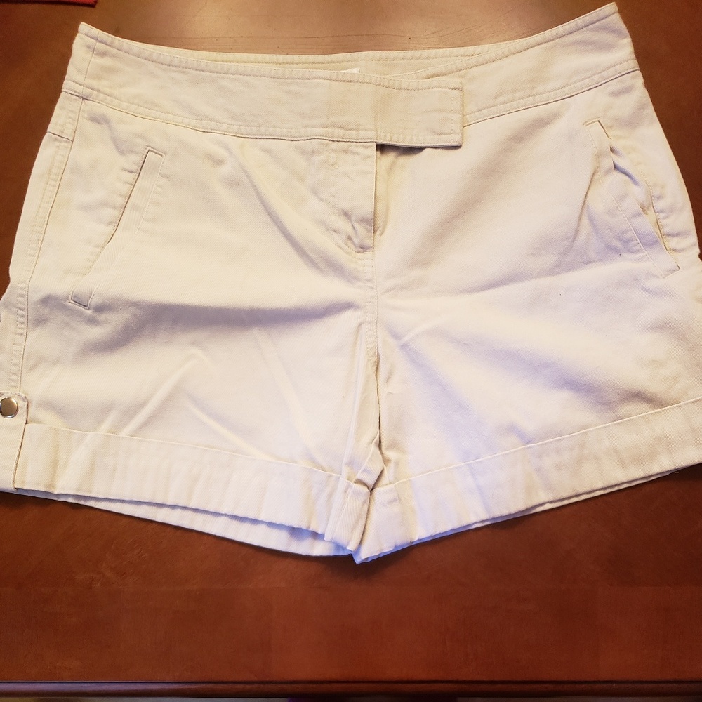 Ann Taylor Loft Khaki Shorts Sz 10